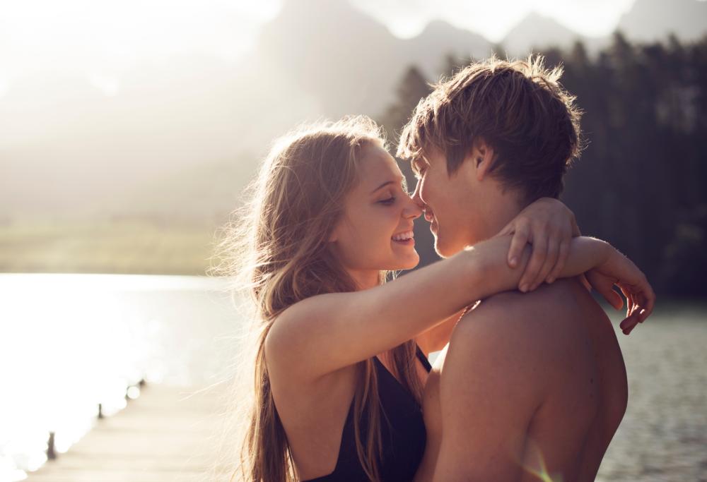Luoghi comuni del sesso: cosa sanno i teenager? 