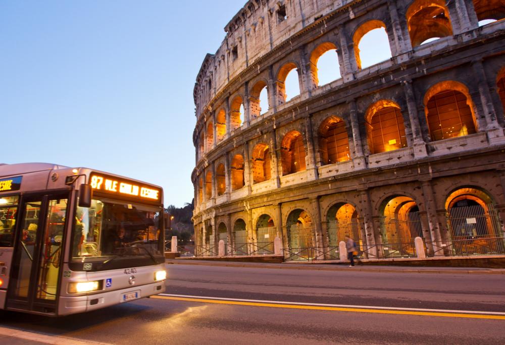 Bus, maxi multe contro l'evasione