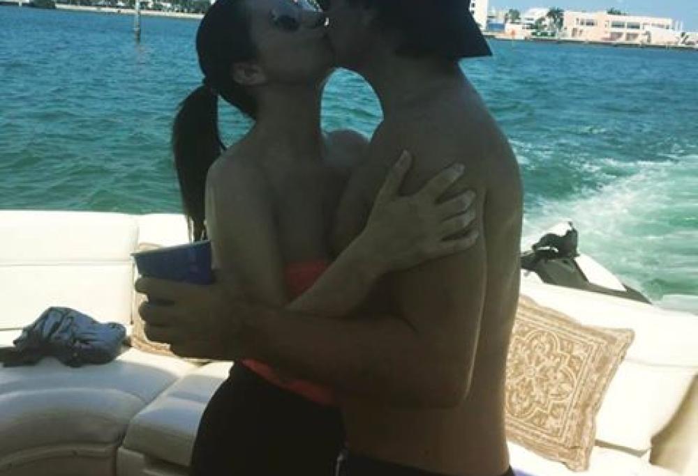 Laura Pausini, auguri social al compagno Paolo Carta