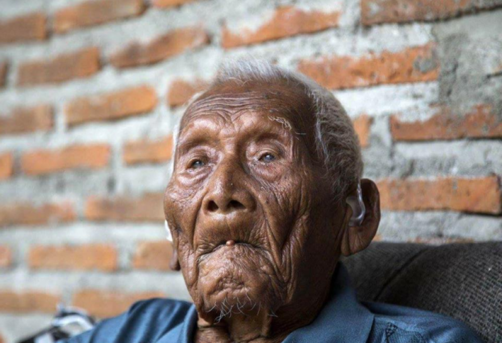 Indonesia: muore a 146 anni l’uomo più anziano del mondo