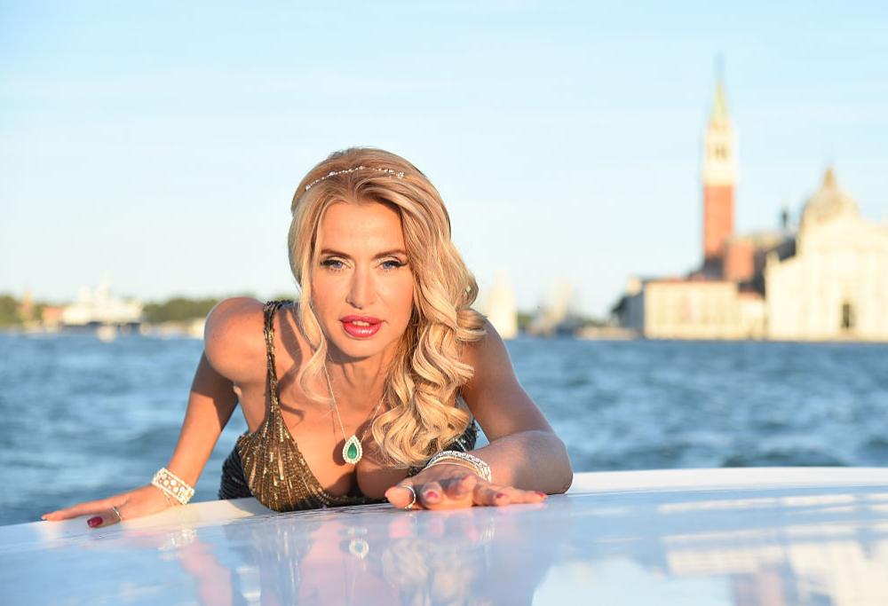 Valeria Marini: “Sogno di diventare madre”