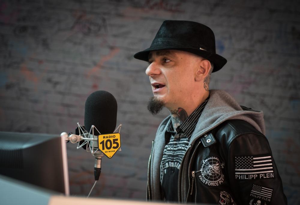 J-Ax: "Avevo le dita incrociate per Fedez durante la proposta"