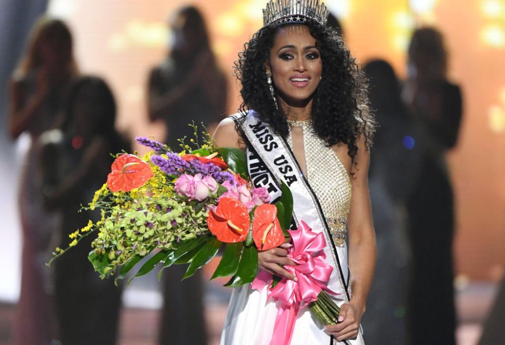 La nuova Miss USA è nata a Napoli