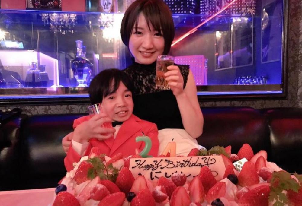 Kohey Nishi, l’attore porno che tutti scambiano per un bambino
