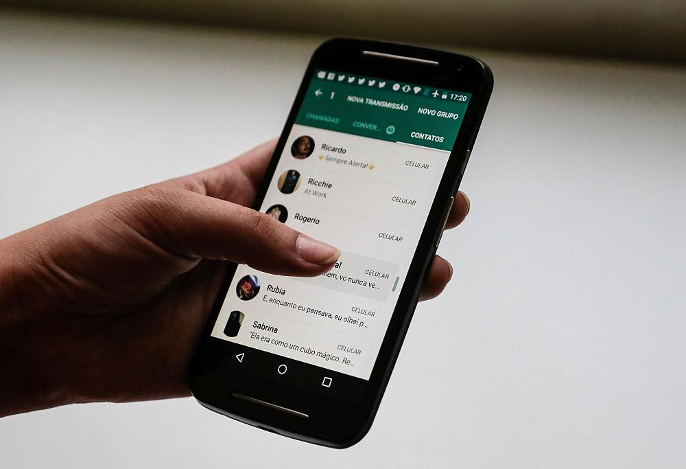 Privacy su WhatsApp: ecco come non farsi vedere online 