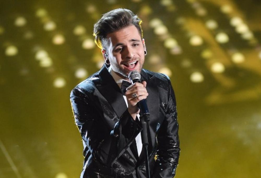 Alessio Bernabei lancia "Non è il Sudamerica"