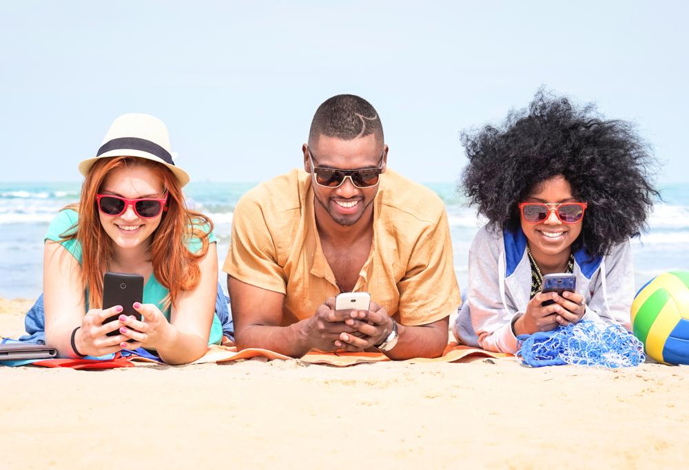 10 consigli per proteggere i propri dati in spiaggia