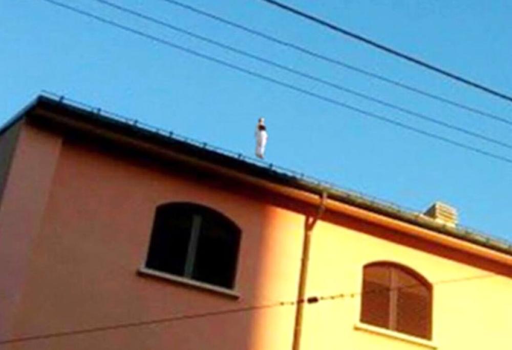 Bologna: avvistata "donna volante" 