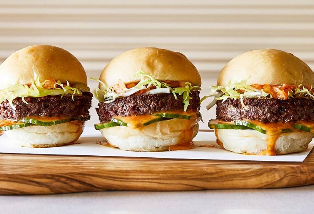 175 milioni di hamburger da una sola mucca: lo studio di una startup