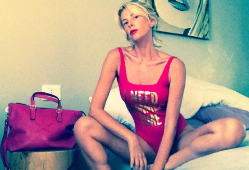 “Sei troppo magra”. Alessia Marcuzzi risponde a tono alle critiche degli haters 