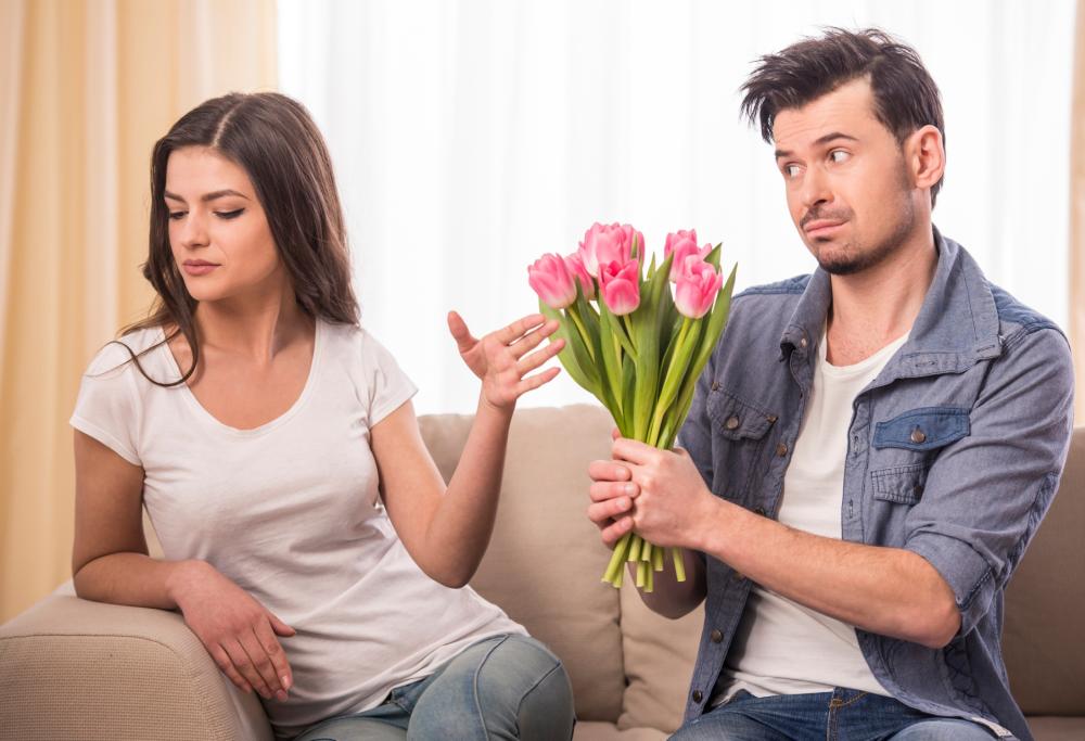 Fare pace? Ecco come donne e uomini lo fanno in modo diverso