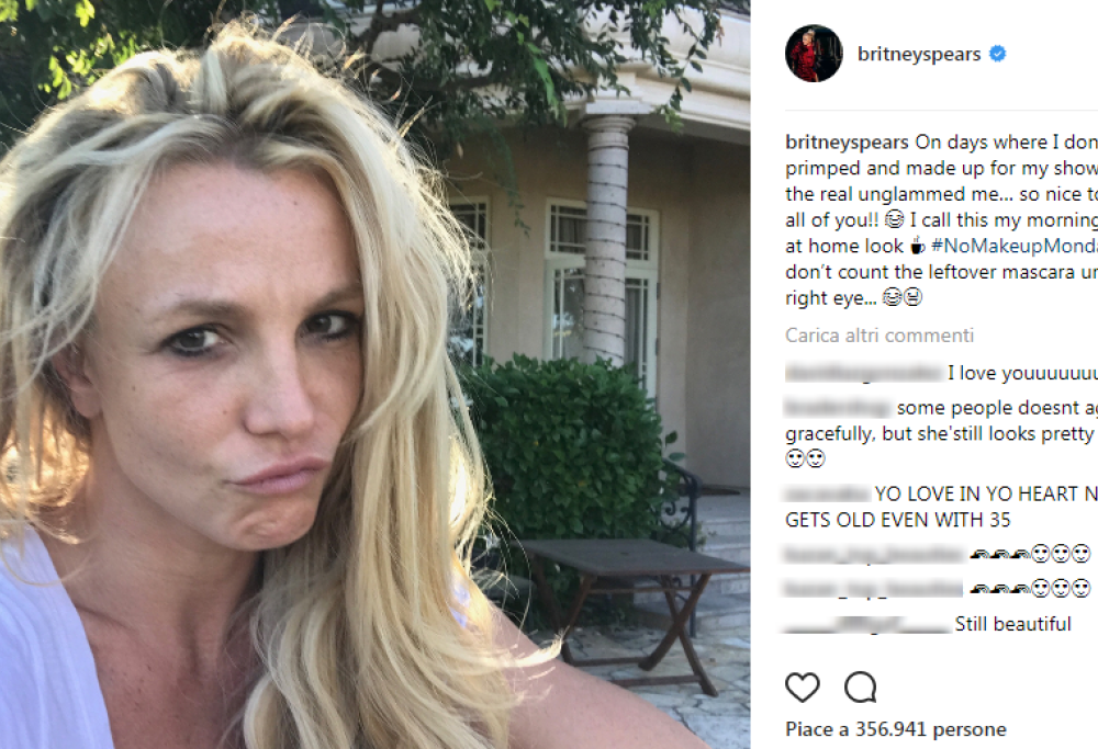 Britney Spears e il selfie senza trucco: "Questa sono la vera io"