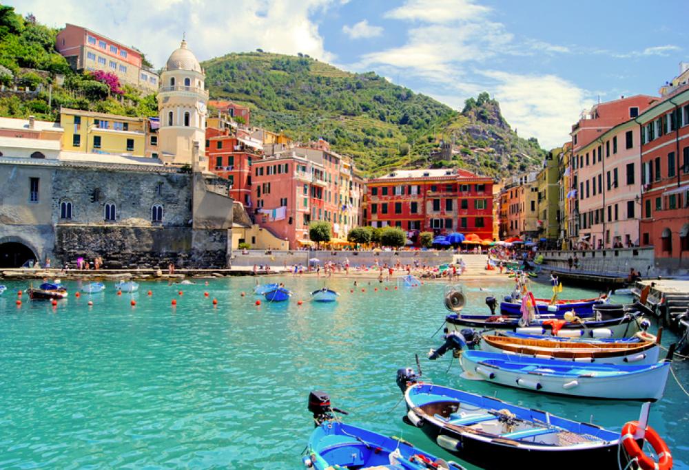 Cinque Terre: 3.300 euro di multa per aver fatto pipì nel mare