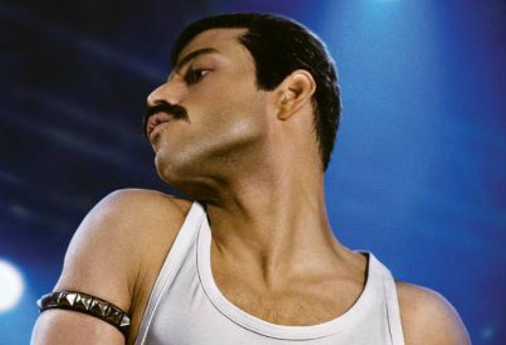 Freddie Mercury: svelata la prima immagine di Rami Malek nei panni del leader dei Queen! Guarda la foto dal set del film