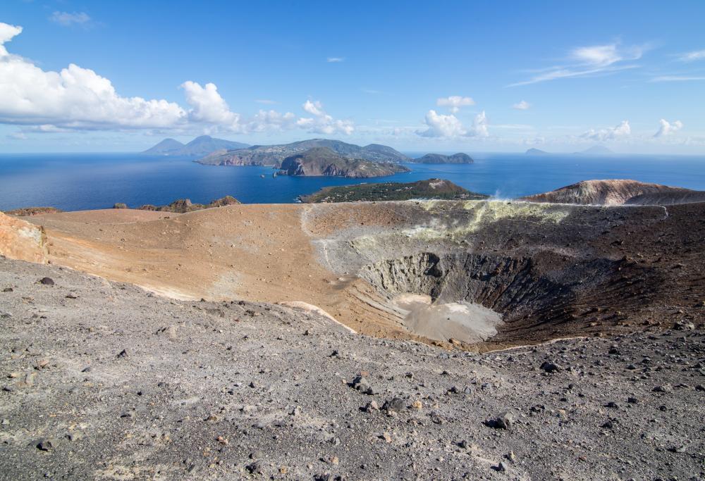Il Mediterraneo evaporò 6 milioni di anni fa facendo nascere i vulcani