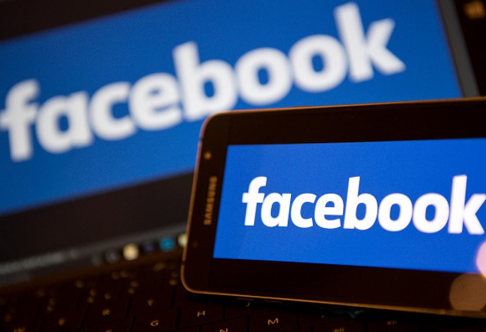 Facebook sperimenta il nuovo news feed che penalizzerà le aziende che non investono in pubblicità