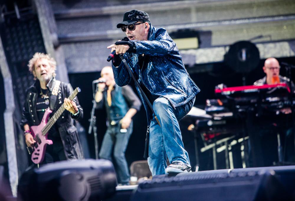 Vasco Rossi: in vendita il suo primo pianoforte