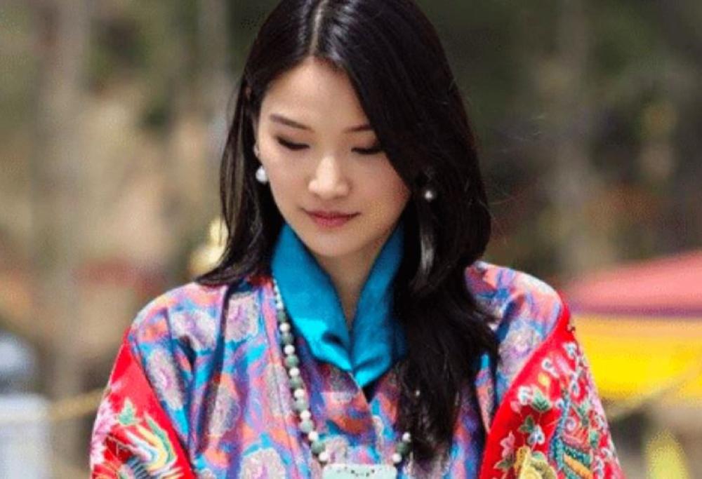 Ecco Jetsun Pema, la regina più giovane del mondo