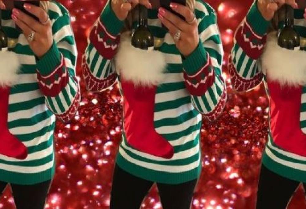 Arriva il Christmas Jumper, il maglione con la tasca per la bottiglia di vino