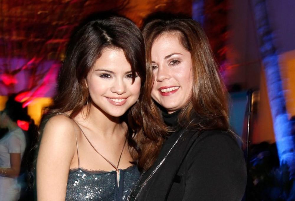 Selena Gomez: il ritorno di fiamma con Justin Bieber fa finire sua mamma in ospedale