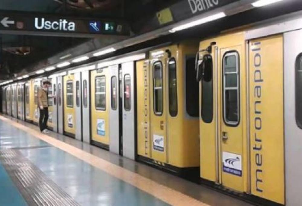 Napoli: nuovi treni della linea 6 troppo grandi per il tunnel?