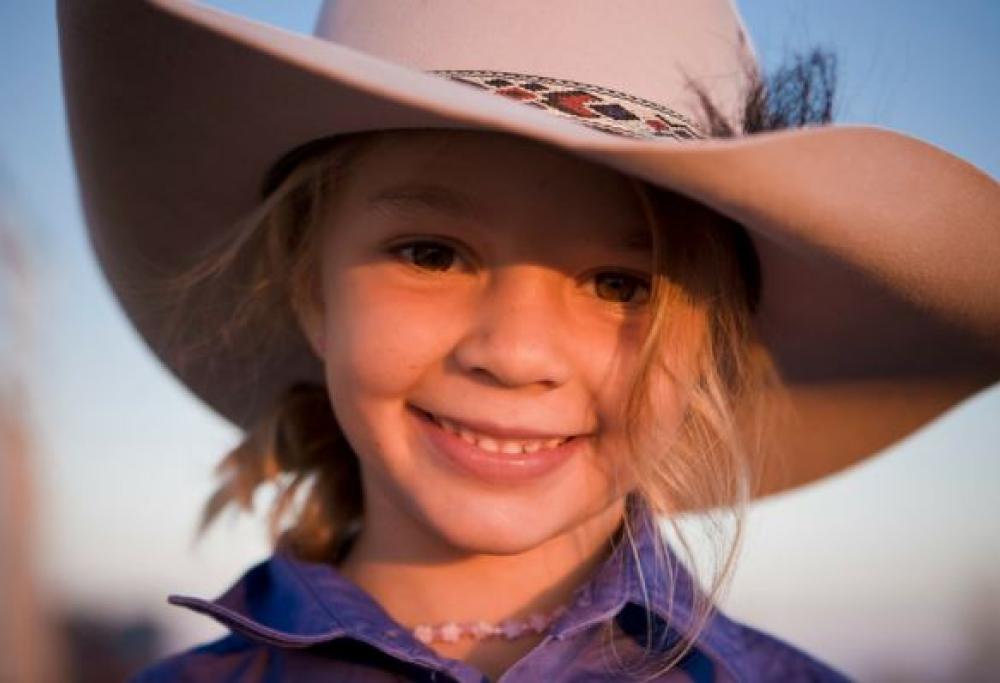 Australia: una star 14enne si toglie la vita perché vittima di bullismo online