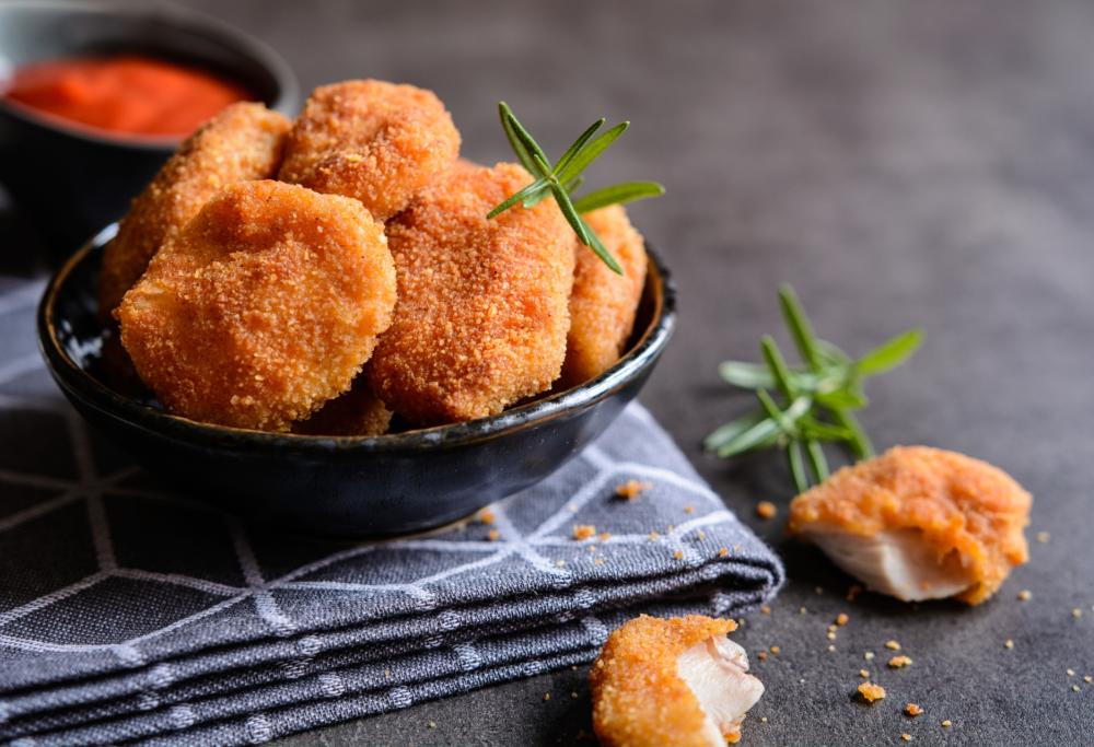 Pagati per assaggiare Chicken nugget: l’annuncio di un’azienda inglese