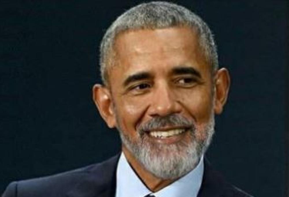 Barack Obama: una sua foto con la barba fa impazzire internet