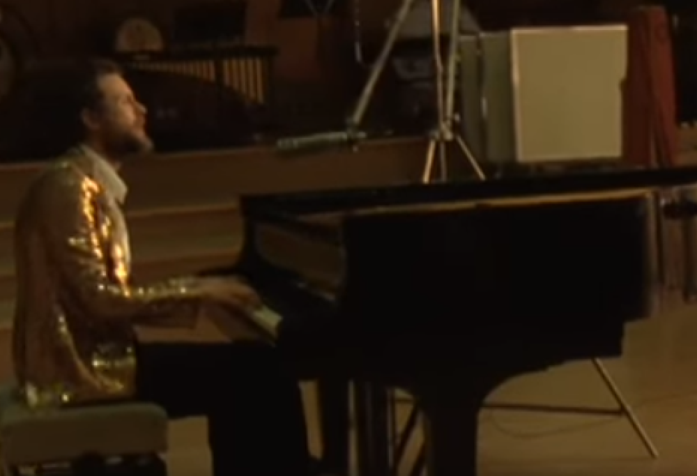È di Jovanotti la canzone più condivisa a San Valentino