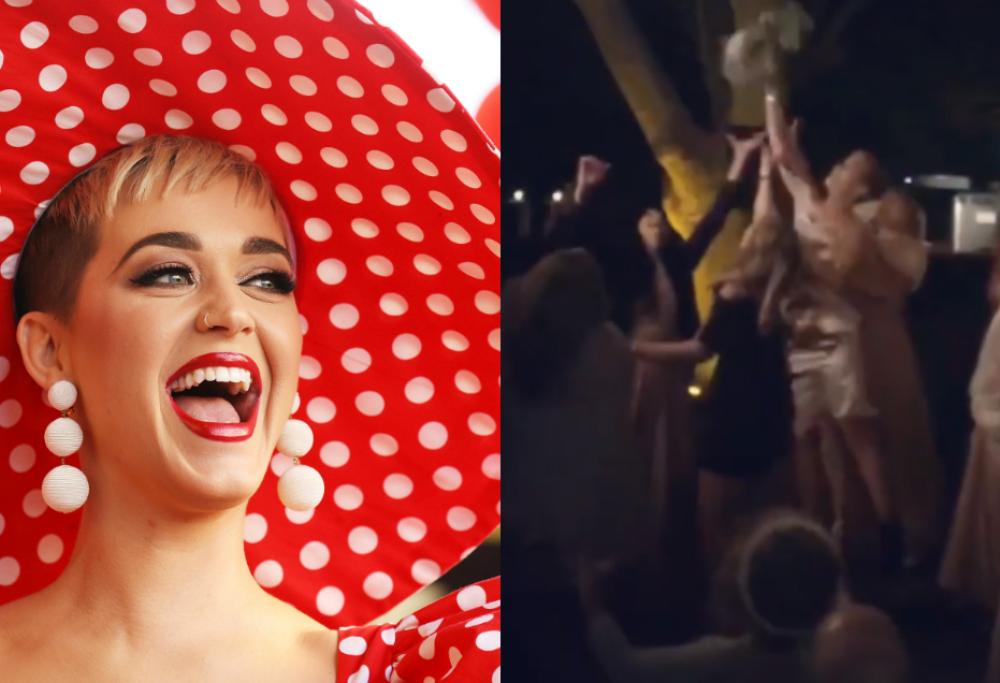 Katy Perry prende il bouquet alle nozze del fratello e scappa via. Guarda il video