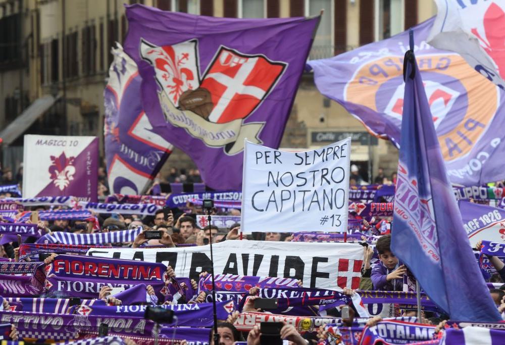 Lettera della Fiorentina ad Astori: “Tu sei questo per tutti noi, luce”