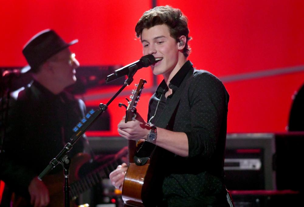 Shawn Mendes annuncia l'uscita di "In My Blood", il nuovo singolo