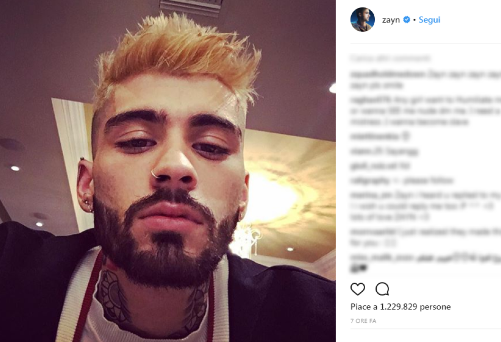 Zayn Malik sorprende tutti e si fa biondo