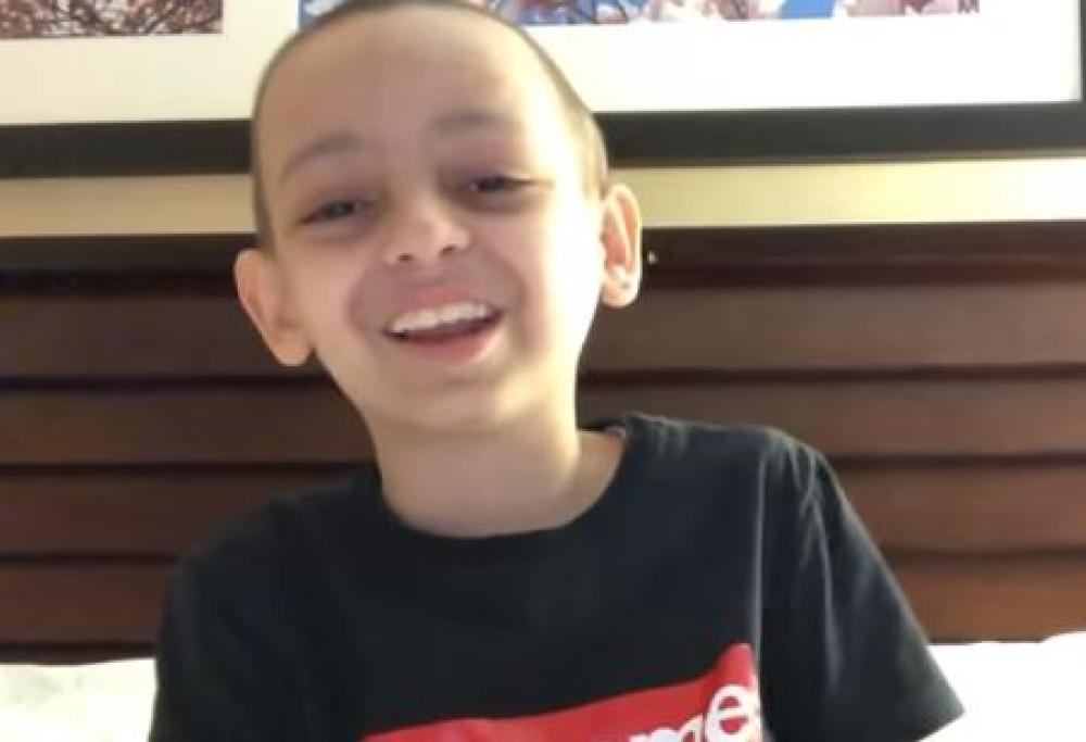 È morto Lele Joker, il giovanissimo youtuber che ha commosso l'Italia