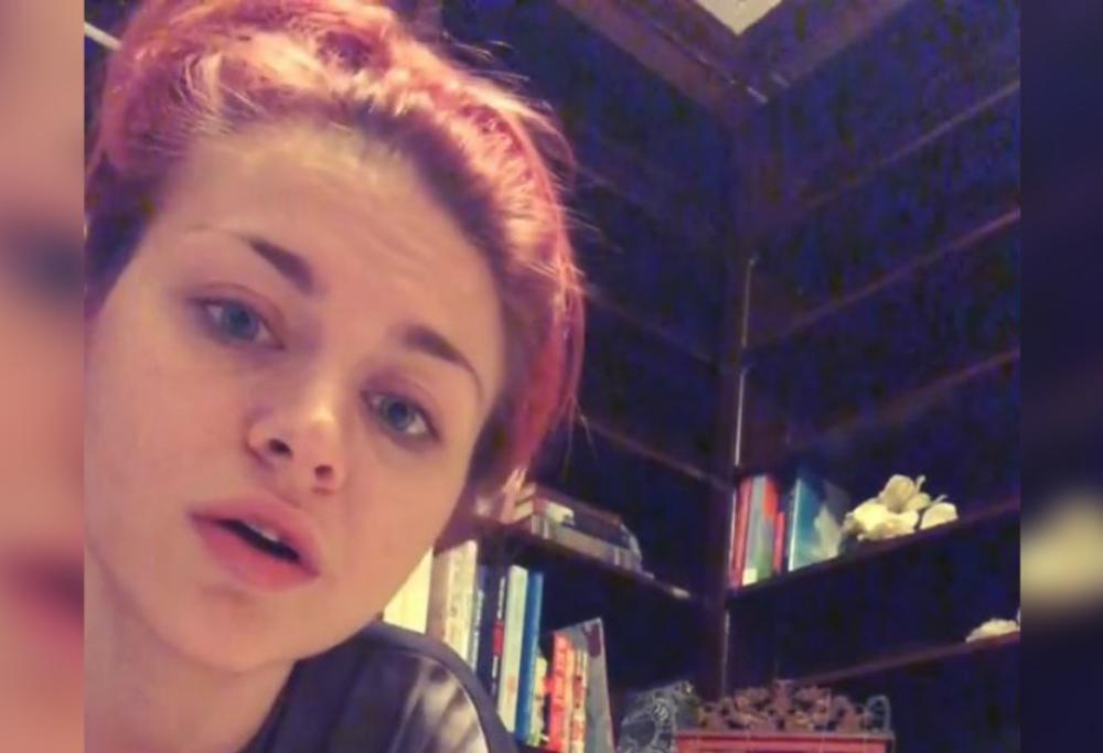 Frances Bean Cobain debutta con la sua prima canzone inedita. Ascoltala qui