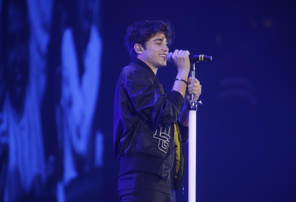 Riki, in arrivo un singolo reggaeton con i CNCO: si intitola "Dolor De Cabeza"