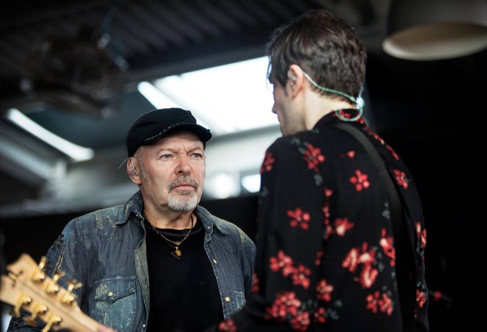 Claudio Golinelli è ancora in terapia intensiva, ecco chi sarà il nuovo bassista di Vasco Rossi