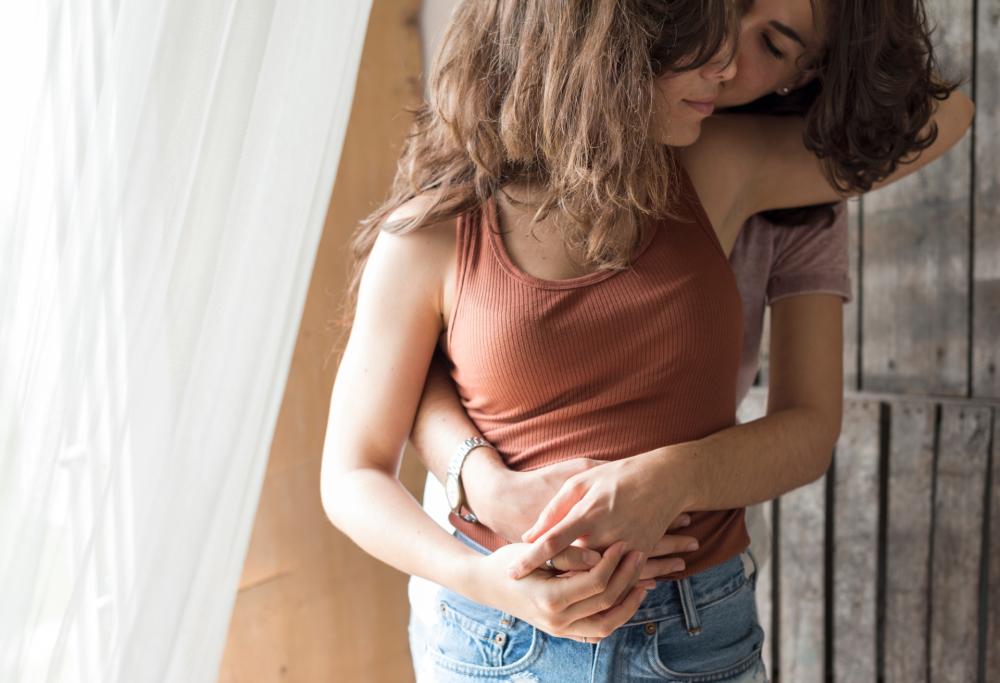 Le donne raggiungono l'orgasmo più spesso se vanno con altre donne, ecco la ricerca