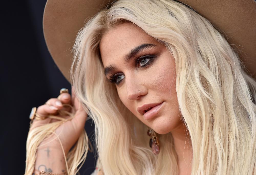 Dr. Luke ha abusato anche di Katy Perry? L'accusa arriva da Kesha