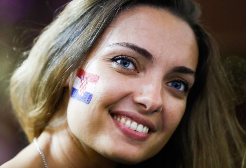La Fifa dice basta alle riprese delle sexy tifose durante le partite