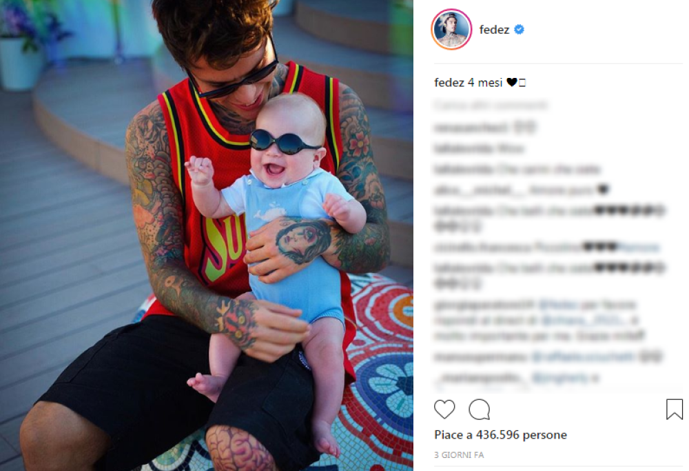 Fedez: niente battesimo per Leone