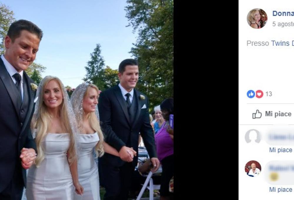 Due gemelle hanno sposato due gemelli: ecco le foto della cerimonia