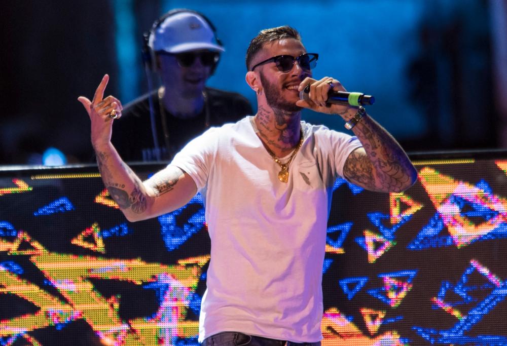 Emis Killa: svelata la data d'uscita di "Supereroe", il nuovo album