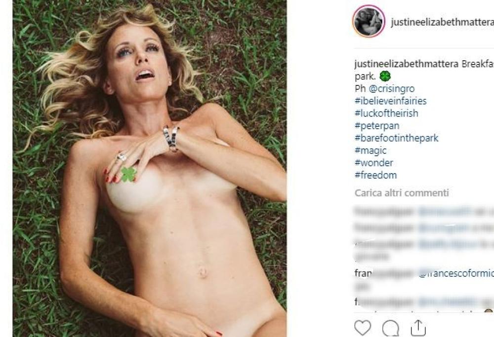 Justine Mattera, il nudo integrale scatena i fan su Instagram 