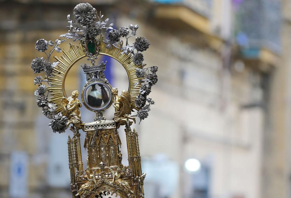 Napoli, si ripete il miracolo di San Gennaro