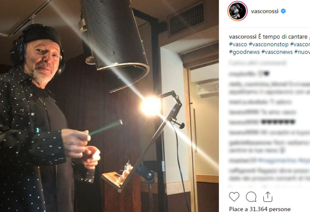 "È tempo di cantare": Vasco al lavoro in studio
