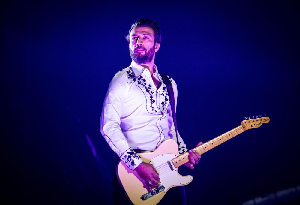 Negramaro, Lele Spedicato è fuori pericolo: "È vigile e respira autonomamente"