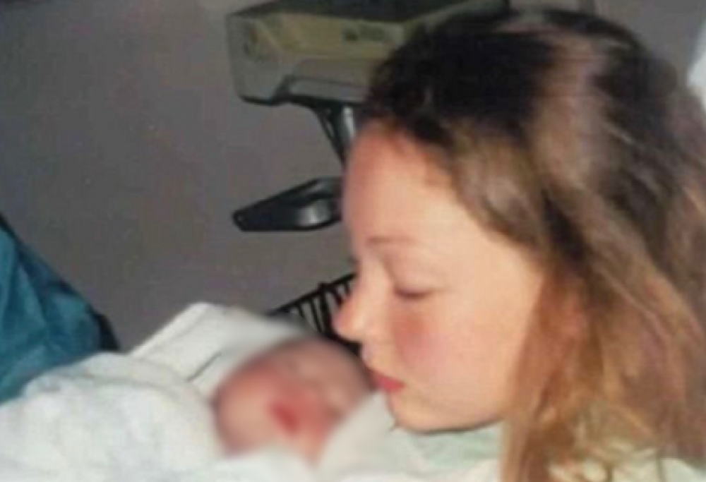 UK: tribunale consente a stupratore di conoscere il bambino nato dallo stupro