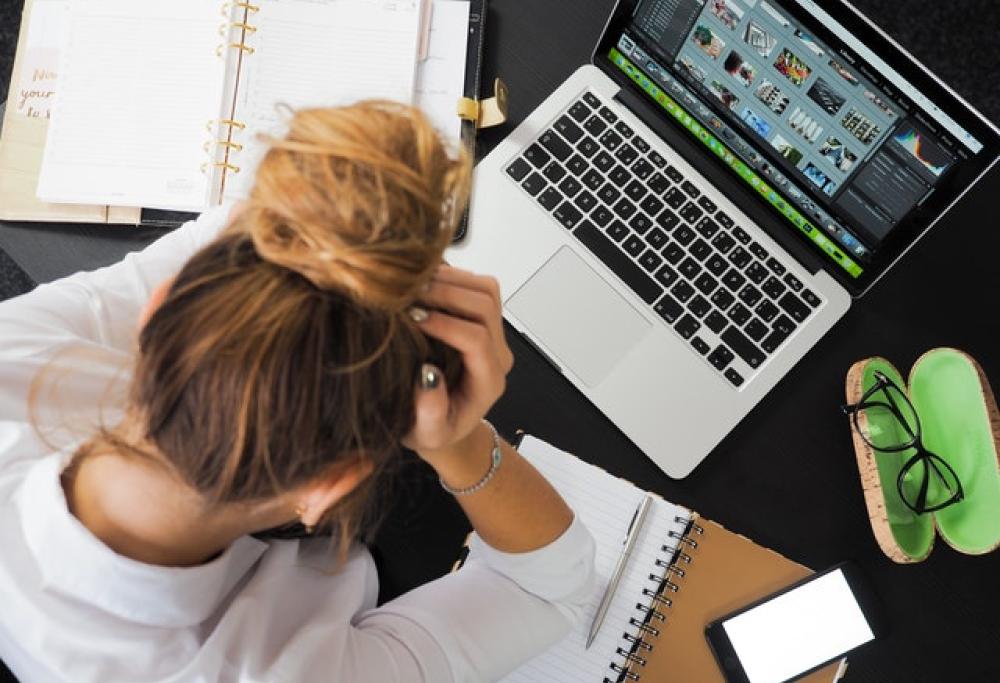 8 ore davanti al pc sono dannose per la salute mentale