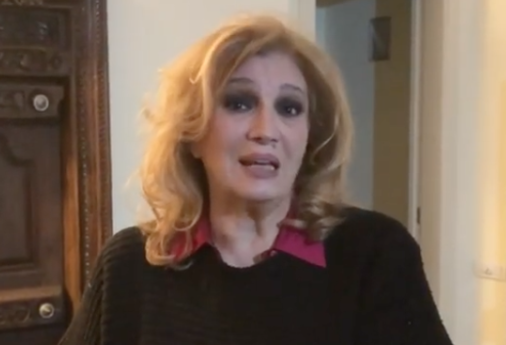Iva Zanicchi contro la movida: "Li prenderei tutti a calci nel c**o"